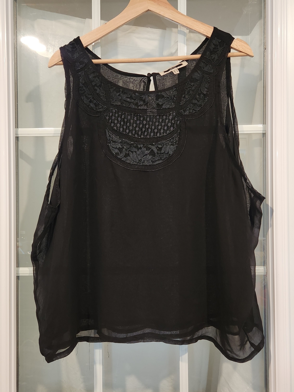 Ipekyol Women's Black Sleeveless Embroidered Chiffon Top